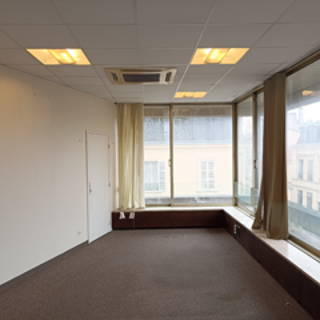 Bureau privé 20 m² 4 postes Location bureau Rue d'Angiviller Versailles 78000 - photo 3